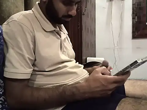 Snapshot of brownie_cake_cb chatting on October 18, 6:35 pm brownie cake cb online show from October 18, 6:35 pm