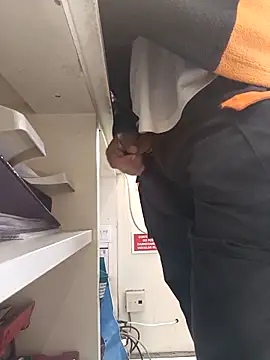 Blog100vergonhas online show from April 7, 4:40 pm