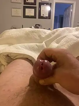 Snapshot of toyotagts chatting on February 14, 10:48 pm toyotagts online show from February 14, 10:48 pm