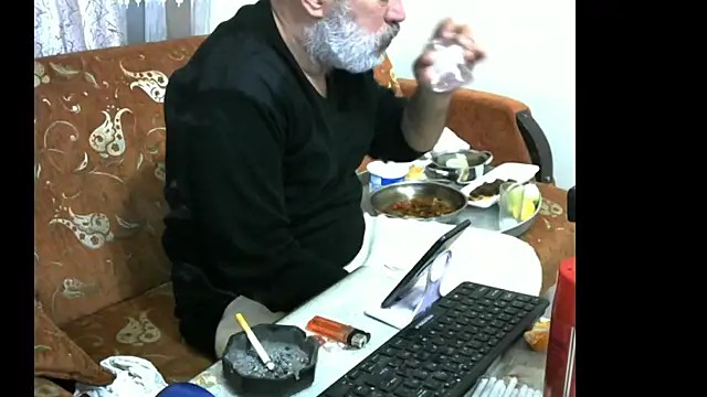 husoizmir online show from January 15, 5:26 pm