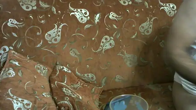 husoizmir online show from February 23, 8:31 pm