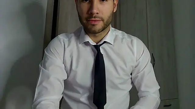 Snapshot of Justynn1 chatting on January 10, 12:06 am Justynn1 online show from January 10, 12:06 am