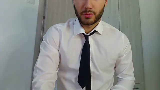 Snapshot of Justynn1 chatting on March 19, 5:41 am Justynn1 online show from March 19, 5:41 am