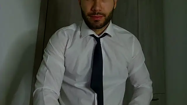 Snapshot of Justynn1 chatting on October 16, 9:01 pm Justynn1 online show from October 16, 9:01 pm