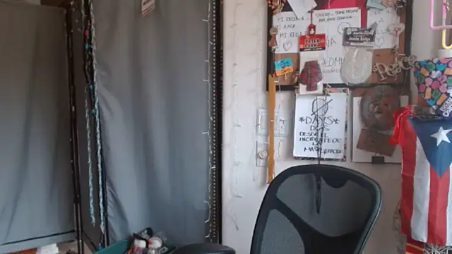 Snapshot of mycock2474u chatting on January 29, 7:11 pm mycock2474u online show from January 29, 7:11 pm