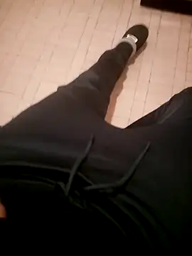 Snapshot of david_geam chatting on January 12, 5:44 pm david geam online show from January 12, 5:44 pm