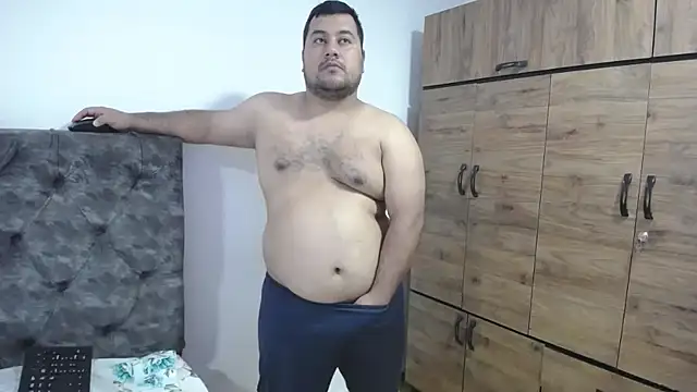 santi hothot online show from October 21, 8:55 pm