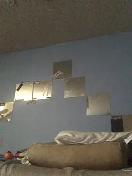 Snapshot of iAmNukka187 chatting on February 21, 8:06 am iAmNukka187 online show from February 21, 8:06 am