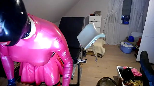 Kinkidani86 online show from October 9, 5:29 pm