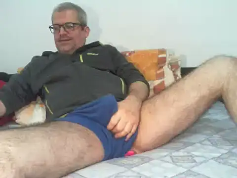 greeneyeshot12 online show from December 15, 10:51 pm