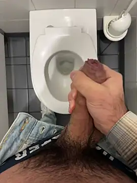 mrcumshotboy online show from January 5, 6:35 pm