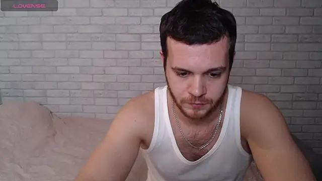 Alexxx horny online show from December 14, 1:40 pm