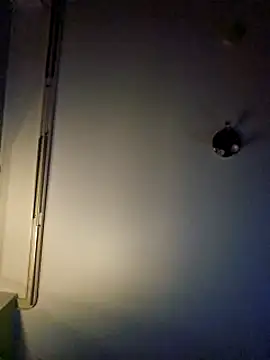 Snapshot of NiceHunter89 chatting on March 3, 11:12 pm NiceHunter89 online show from March 3, 11:12 pm