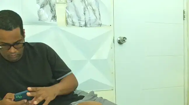 thesugar32 online show from January 28, 1:49 pm