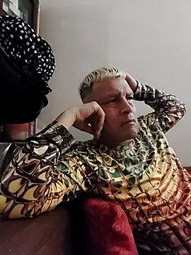 Snapshot of gayphotograper chatting on September 13, 8:43 pm gayphotograper online show from September 13, 8:43 pm