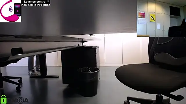 Snapshot of pliko chatting on March 18, 10:07 am pliko online show from March 18, 10:07 am