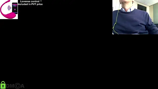 Snapshot of pliko chatting on October 7, 1:15 pm pliko online show from October 7, 1:15 pm