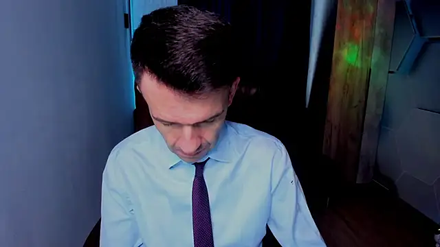 SteveTiger online show from November 11, 11:37 am