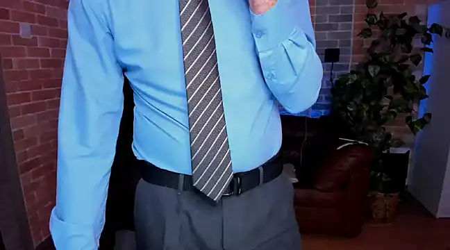 SteveTiger online show from December 13, 11:55 am