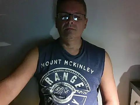 qpmarioxh online show from September 9, 4:12 am