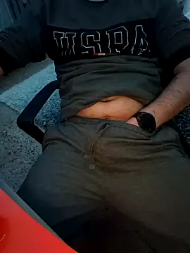 praqun2021 online show from March 31, 11:28 pm