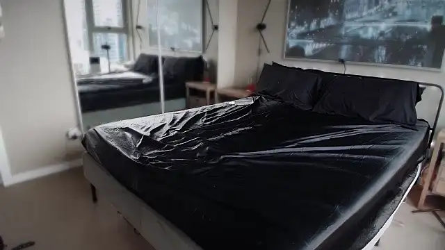 MikyFoxx online show from November 14, 10:44 pm