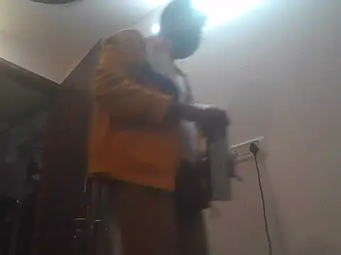 hotindianstud online show from February 18, 12:17 pm