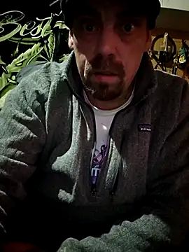 canadacockinme online show from November 4, 9:43 am