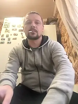 DanielOhCool online show from December 4, 9:51 am