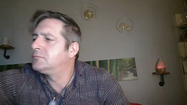 Snapshot of matrikes1 chatting on January 25, 2:36 pm matrikes1 online show from January 25, 2:36 pm