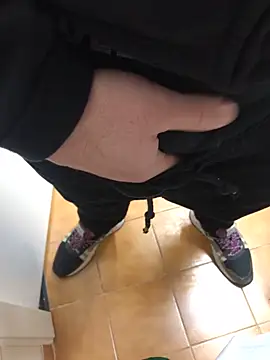 Snapshot of Mindnorthcam2 chatting on January 30, 6:35 am Mindnorthcam2 online show from January 30, 6:35 am