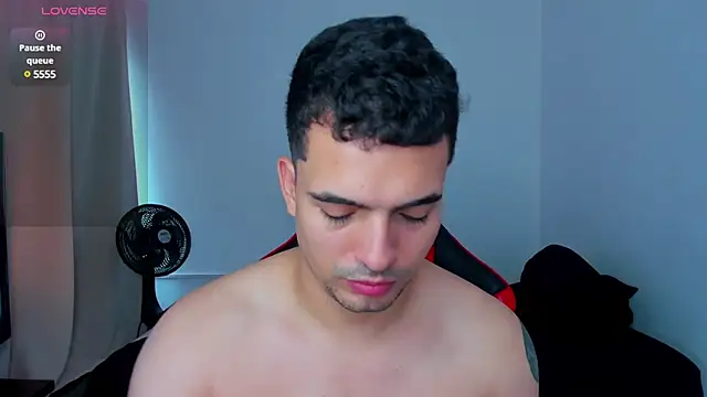 tanner hard  online show from March 3, 2:53 pm