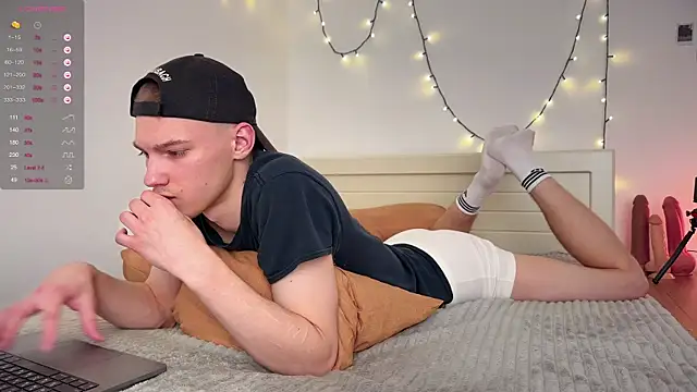 davey ebash online show from February 19, 7:05 pm