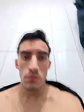 Snapshot of TommyMomentum chatting on October 23, 7:34 am TommyMomentum online show from October 23, 7:34 am