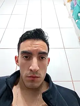 Snapshot of TommyMomentum chatting on October 12, 5:23 am TommyMomentum online show from October 12, 5:23 am