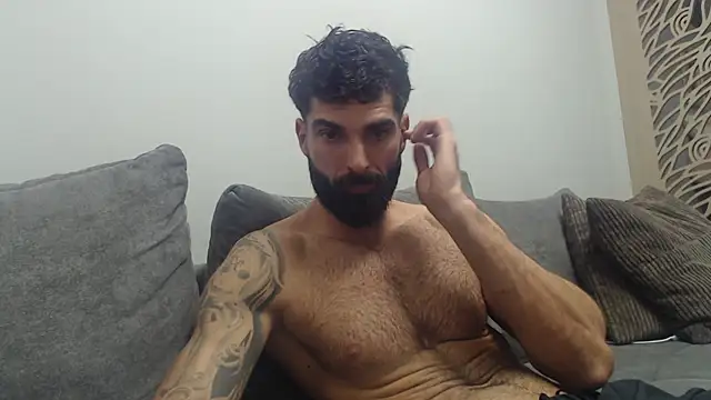 Verycutex online show from December 3, 10:27 pm