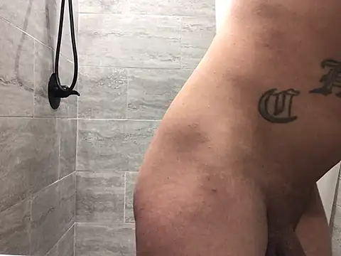 Snapshot of 69RIPsta69 chatting on January 15, 9:13 am 69RIPsta69 online show from January 15, 9:13 am