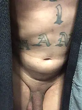 Snapshot of 69RIPsta69 chatting on January 3, 6:01 am 69RIPsta69 online show from January 3, 6:01 am