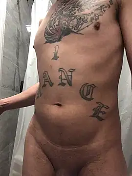 Snapshot of 69RIPsta69 chatting on January 2, 2:43 am 69RIPsta69 online show from January 2, 2:43 am