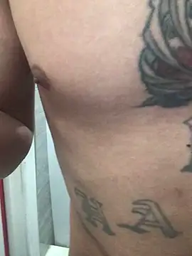 Snapshot of 69RIPsta69 chatting on March 12, 8:41 pm 69RIPsta69 online show from March 12, 8:41 pm