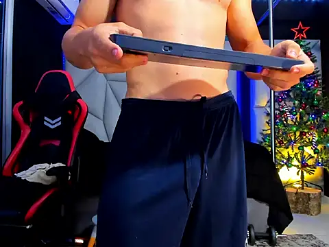 Aydenmiller96 online show from December 15, 4:09 am