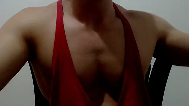 Snapshot of sexy_fit_guy_on_cam chatting on September 15, 6:09 pm sexy fit guy on cam online show from September 15, 6:09 pm