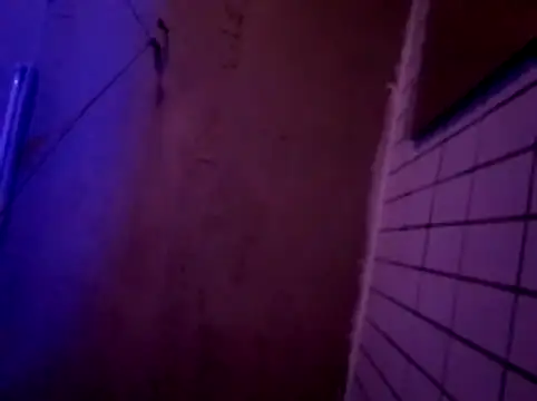 Benutzt-er online show from March 27, 12:04 am