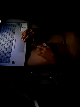 Snapshot of justinewe69 chatting on September 20, 4:23 am justinewe69 online show from September 20, 4:23 am