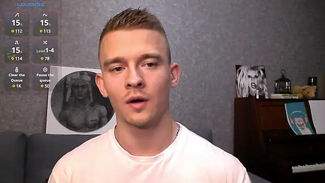 Marvelboy  online show from December 2, 9:48 pm