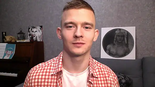 Marvelboy  online show from January 17, 9:32 pm