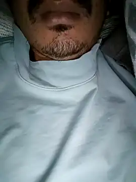 Snapshot of dreamtoungelick69 chatting on March 14, 6:39 pm dreamtoungelick69 online show from March 14, 6:39 pm