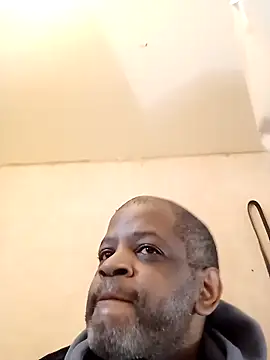 alfiebrown007 online show from March 16, 8:32 am