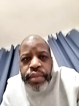 alfiebrown007 online show from March 4, 12:17 am