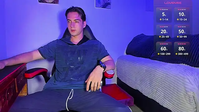 Alex smith00 online show from March 20, 1:57 am